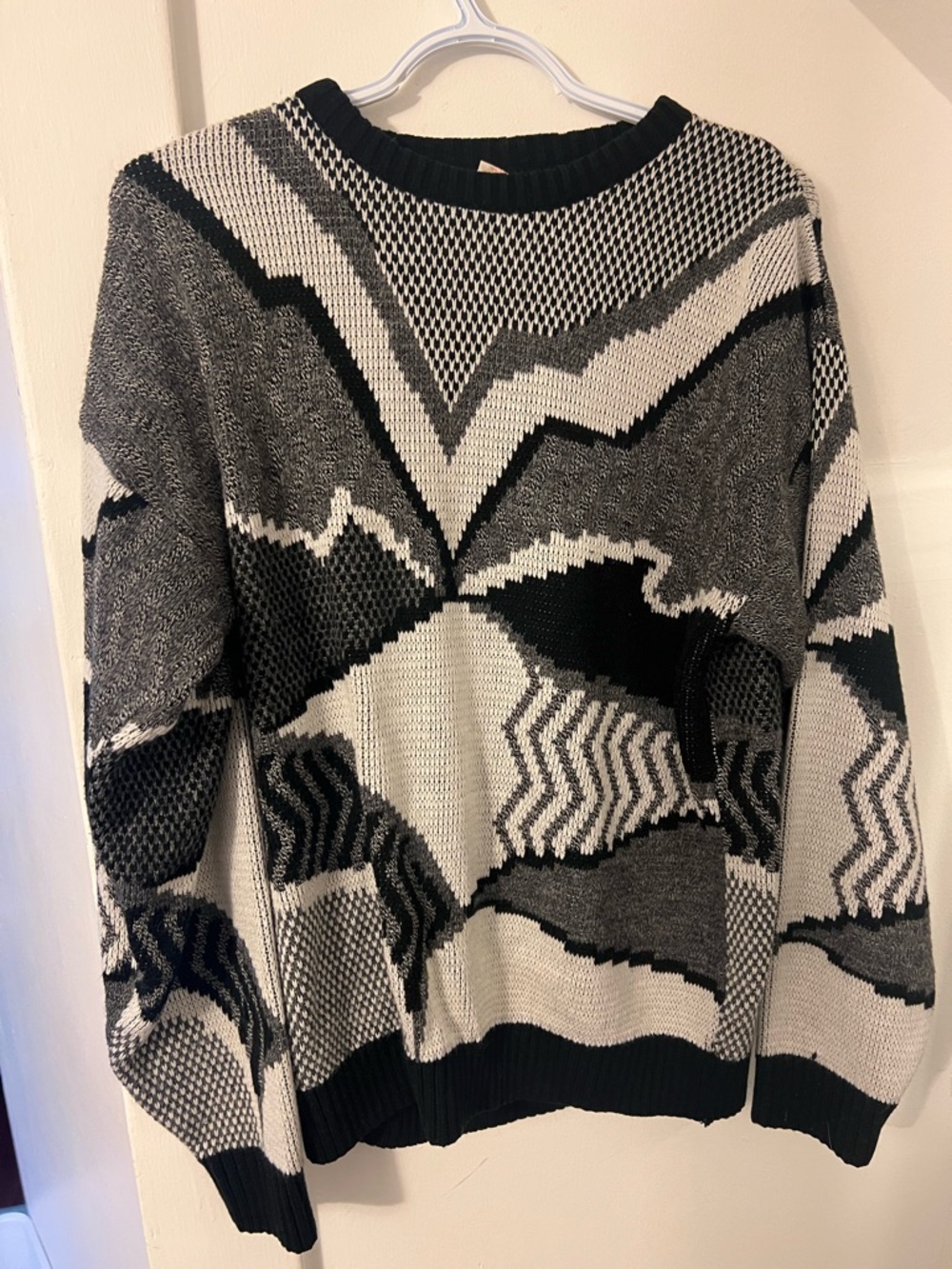Vintage Black & White Geometric Knit Sweater